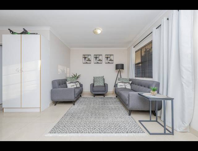2 BEDROOM PROPERTY TO RENT IN PROTEA HEIGHTS